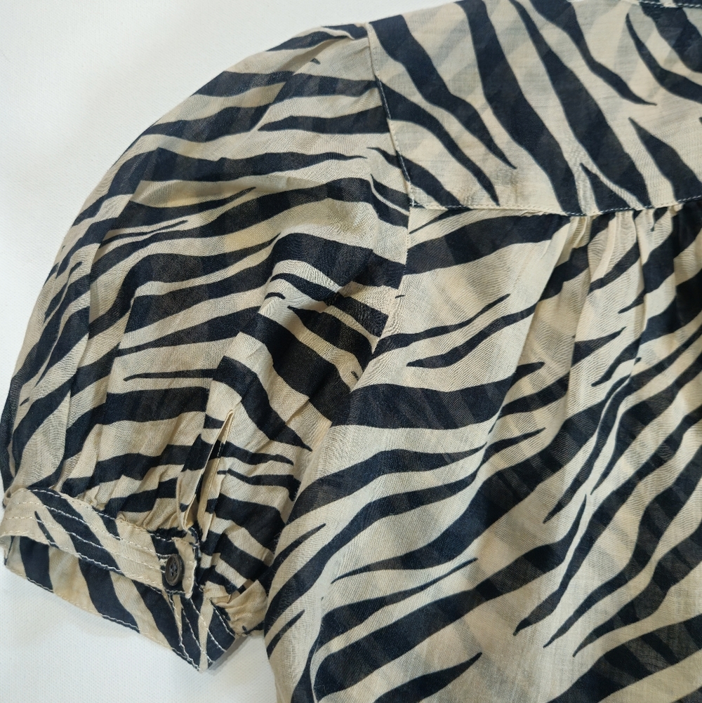 Banana Republic Zebra Print Blouse Womens‎ XXS Cream Black Button Down - Picture 6 of 7
